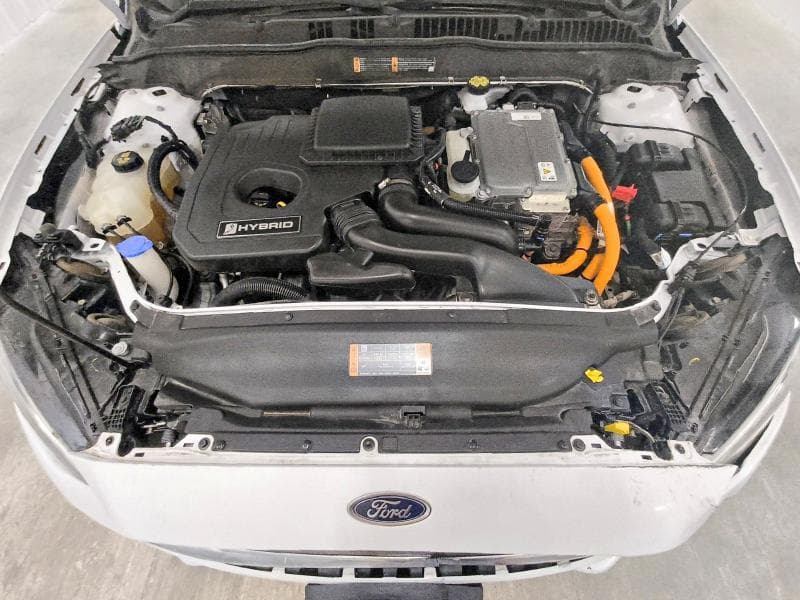 2020 FORD FUSION SE 11