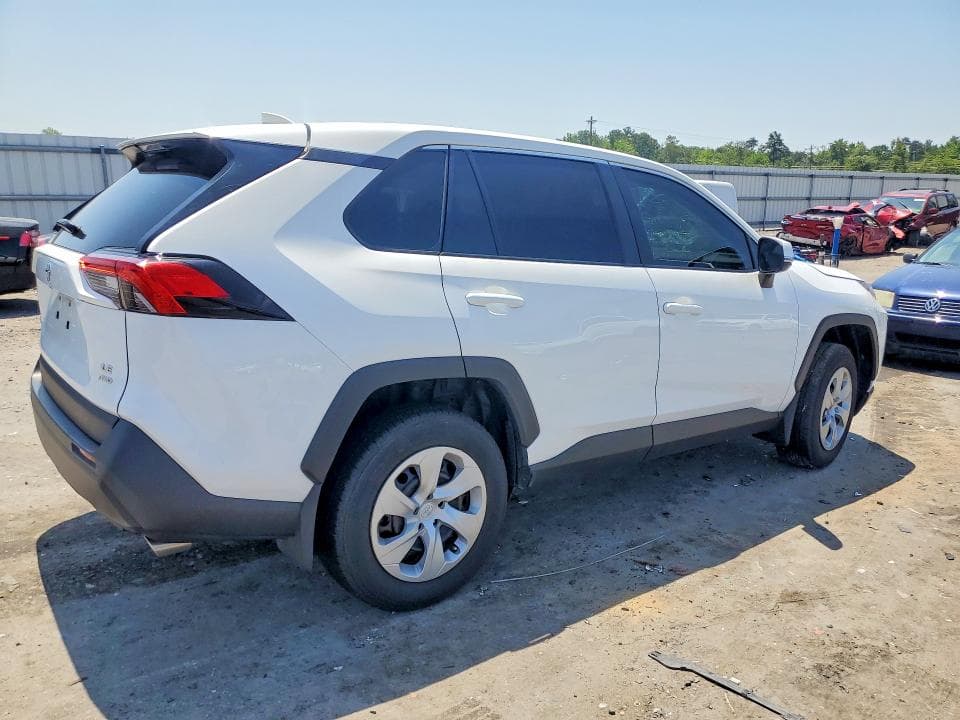 2025 TOYOTA RAV4 LE 3