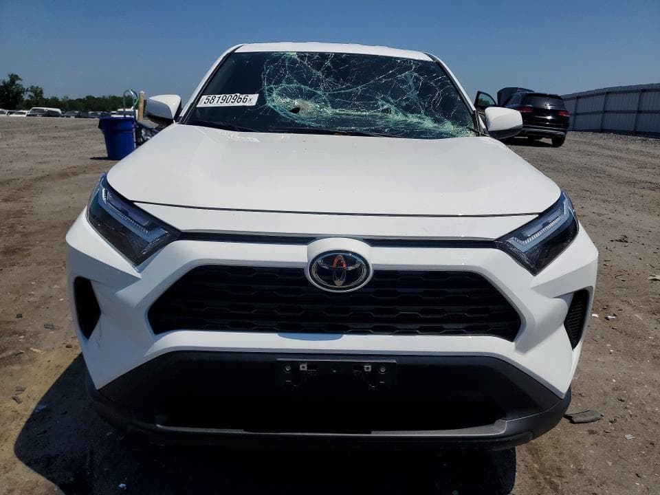 2025 TOYOTA RAV4 LE 5