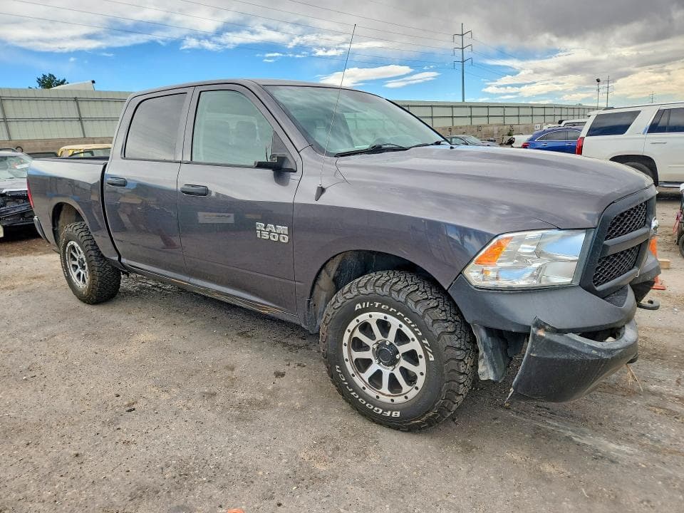 2017 RAM 1500 ST 4