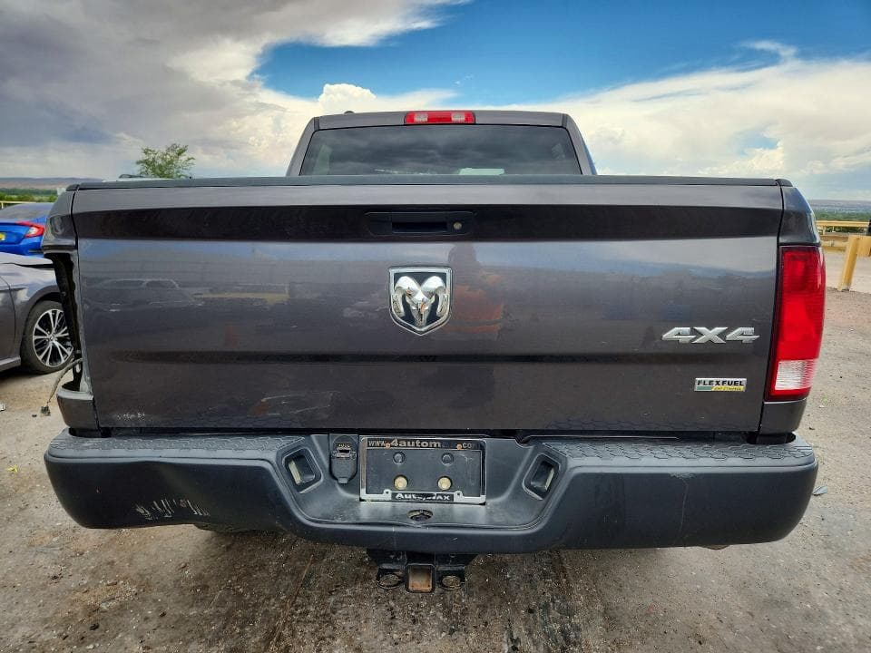 2017 RAM 1500 ST 6