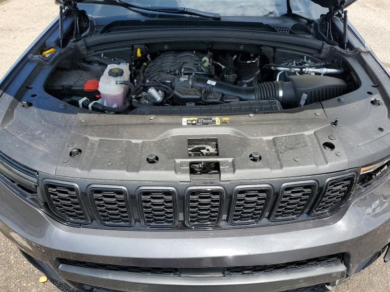 2025 JEEP GRAND CHEROKEE L LIMITED 12