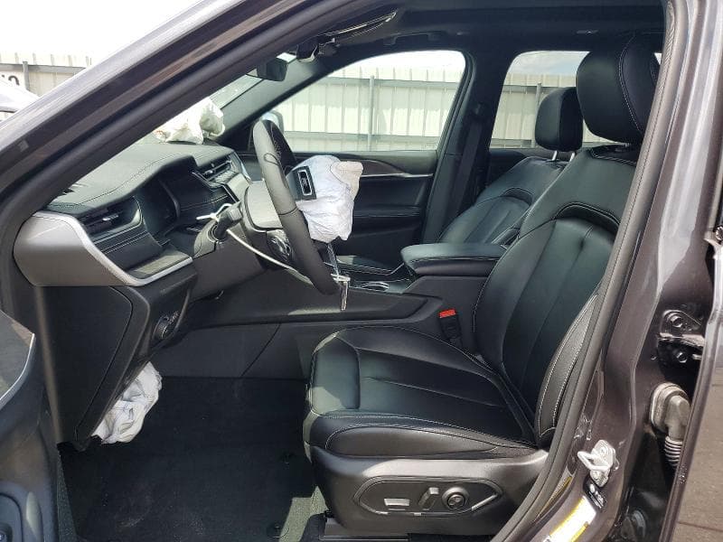2025 JEEP GRAND CHEROKEE L LIMITED 7