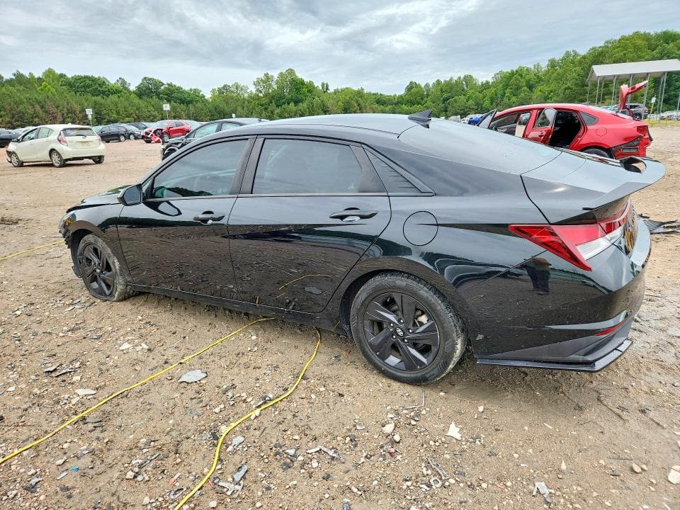 2021 HYUNDAI ELANTRA SEL 2