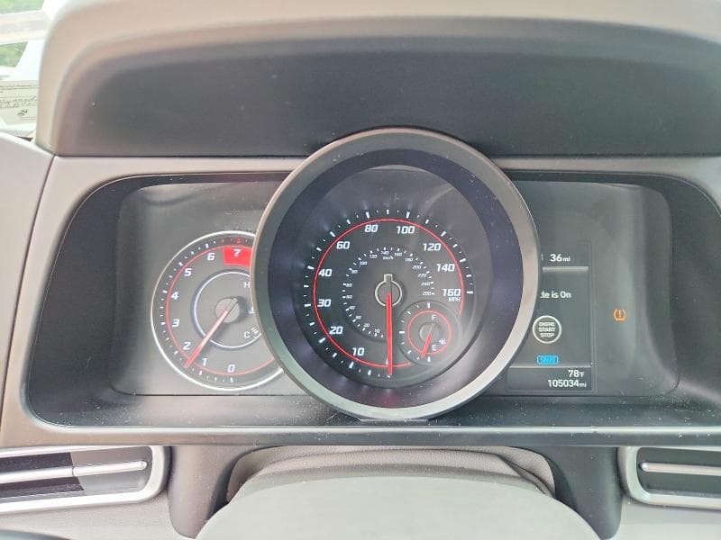 2021 HYUNDAI ELANTRA SEL 9