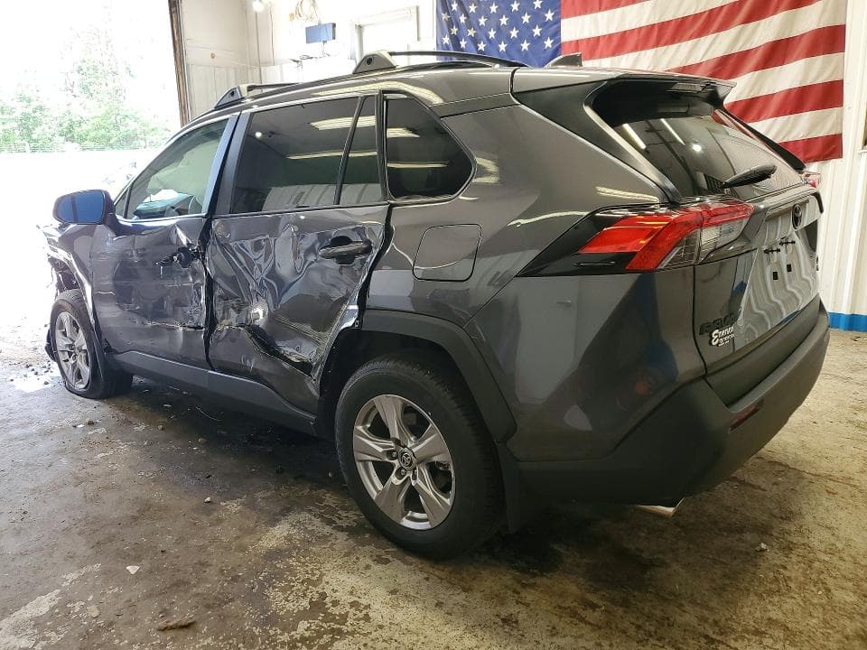 2025 TOYOTA RAV4 XLE XLE 2