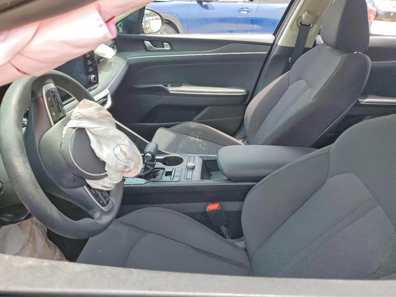 2023 KIA K5 LXS 7