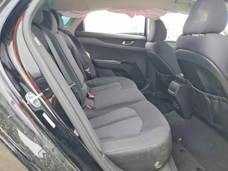 2023 KIA K5 LXS 10