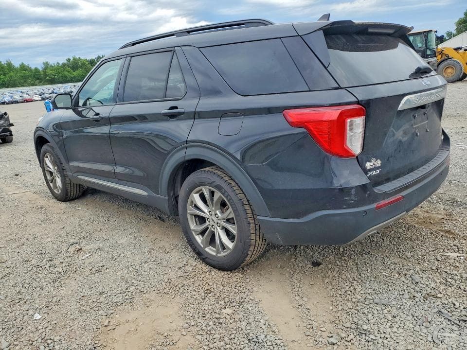 2022 FORD EXPLORER XLT 2