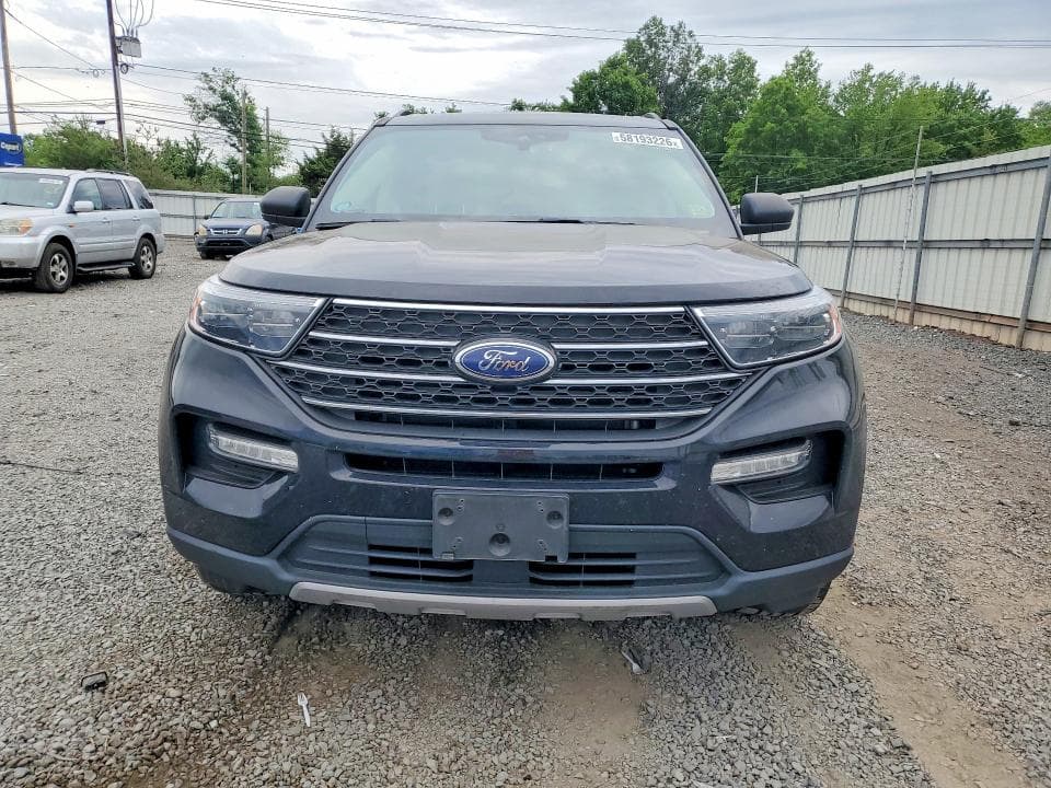2022 FORD EXPLORER XLT 5