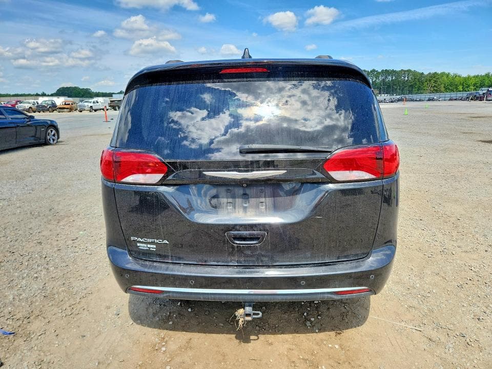 2017 CHRYSLER PACIFICA TOURING L 6