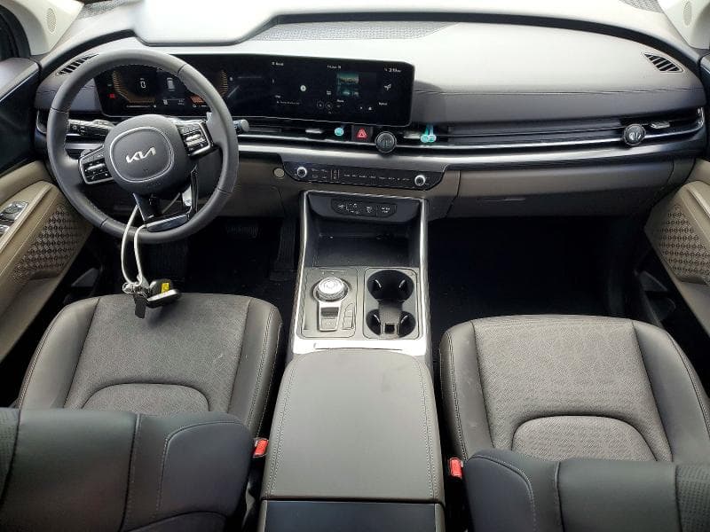 2026 KIA CARNIVAL LXS 8