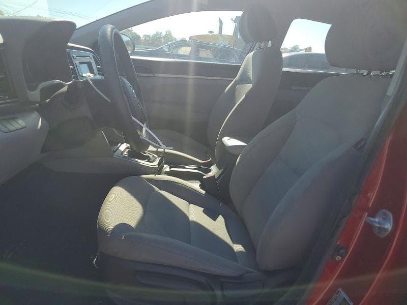 2017 HYUNDAI ELANTRA SE 7