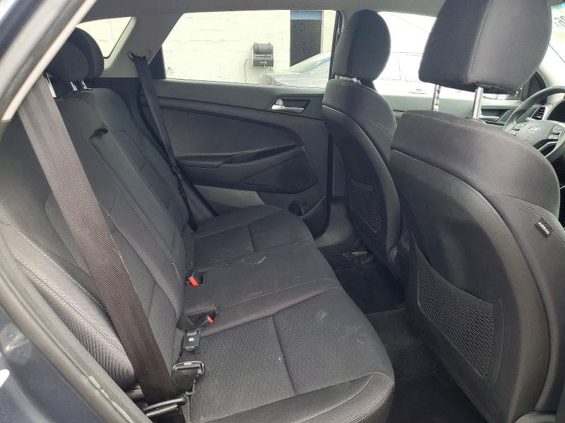 2020 HYUNDAI TUCSON SE 11