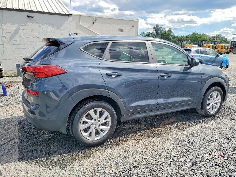 2020 HYUNDAI TUCSON SE 3