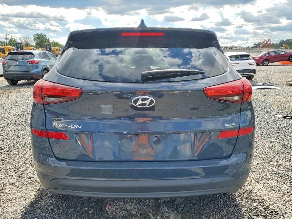 2020 HYUNDAI TUCSON SE 6