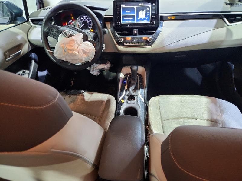 2020 TOYOTA COROLLA LE 8