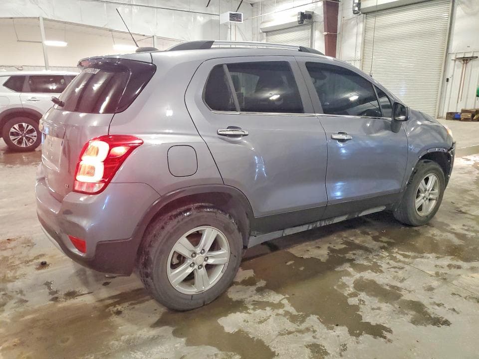 2020 CHEVROLET TRAX 1LT 3