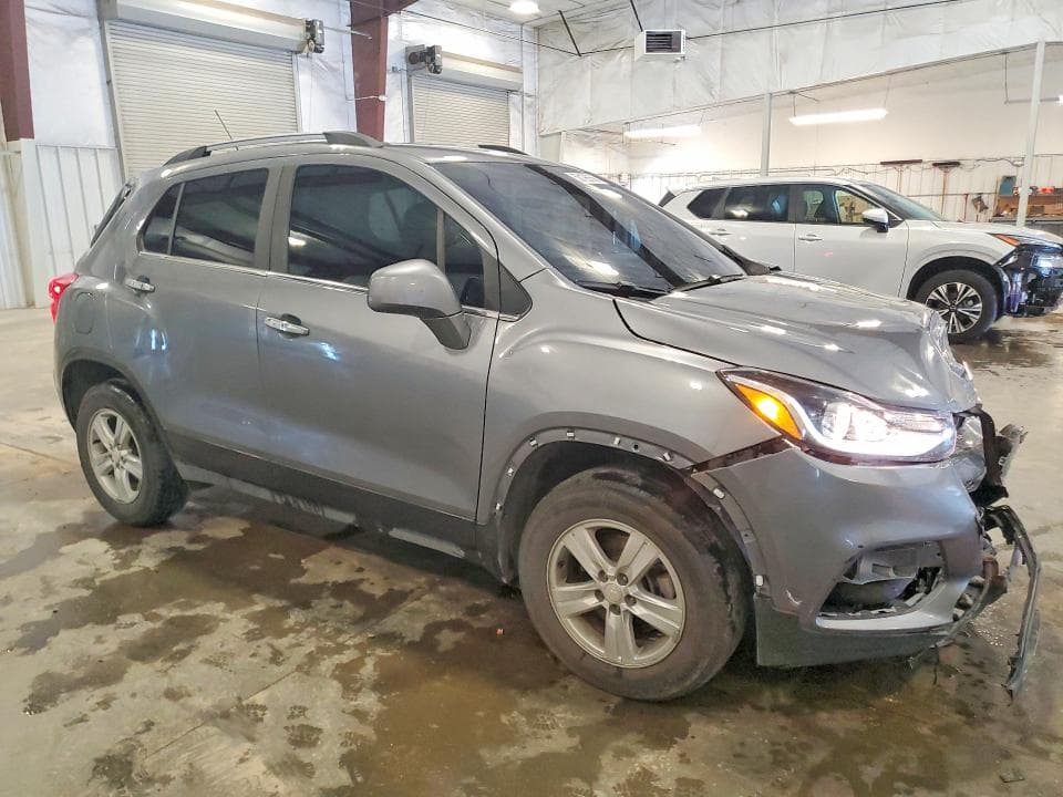 2020 CHEVROLET TRAX 1LT 4