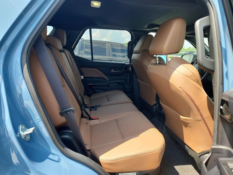 2025 TOYOTA 4RUNNER LIMITED HV LIMITED HV 11