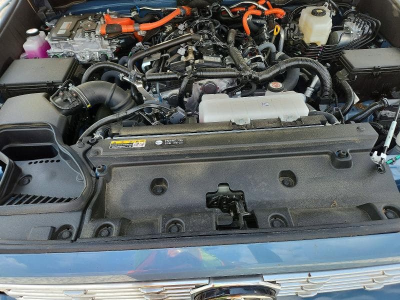 2025 TOYOTA 4RUNNER LIMITED HV LIMITED HV 12