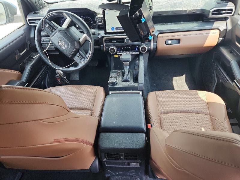 2025 TOYOTA 4RUNNER LIMITED HV LIMITED HV 8