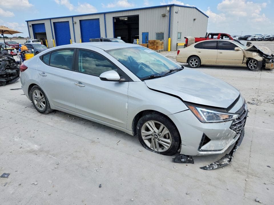 2019 HYUNDAI ELANTRA SEL SEL 4