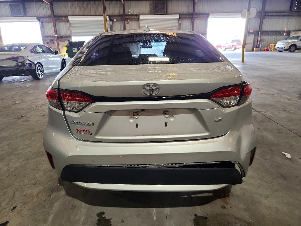 2021 TOYOTA COROLLA LE 6