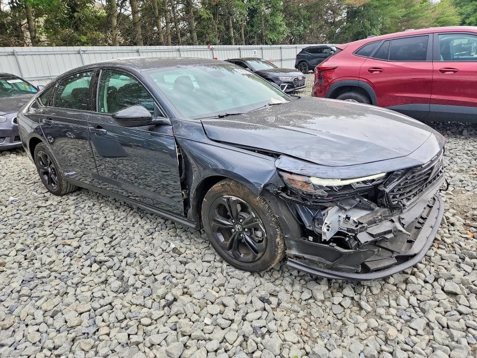 2025 HONDA ACCORD SE 4