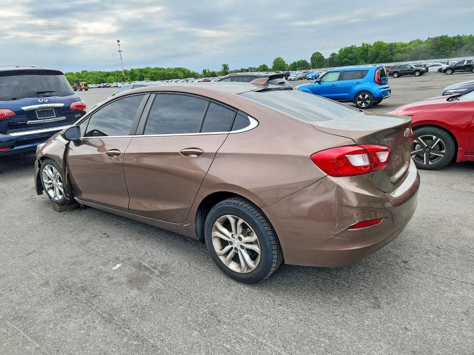 2019 CHEVROLET CRUZE LT 2