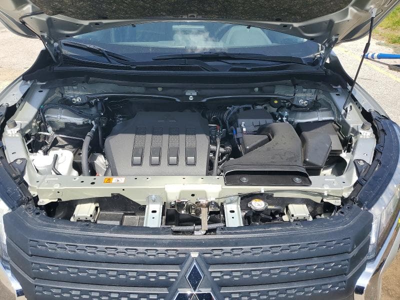 2026 MITSUBISHI ECLIPSE CROSS SE 12