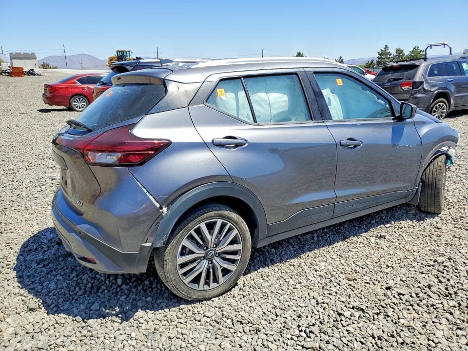 2024 NISSAN KICKS SV 3