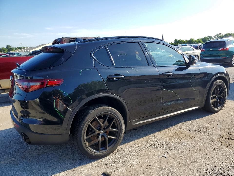 2019 ALFA ROMEO STELVIO 3