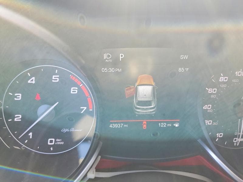 2019 ALFA ROMEO STELVIO 9