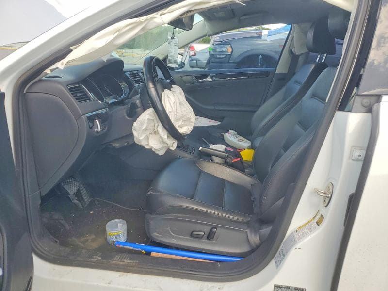 2017 VOLKSWAGEN JETTA SEL 7