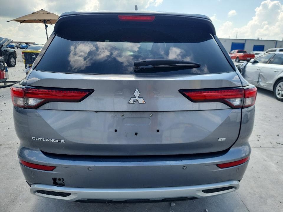 2023 MITSUBISHI OUTLANDER SE 6
