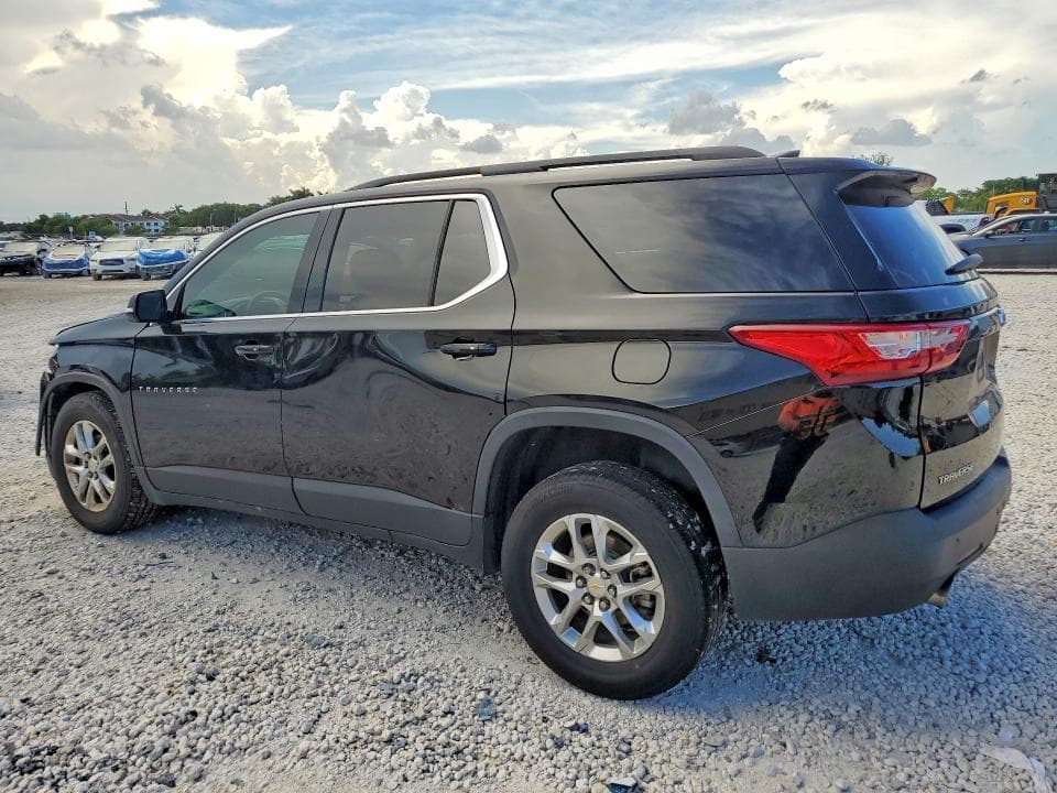 2020 CHEVROLET TRAVERSE LT 2