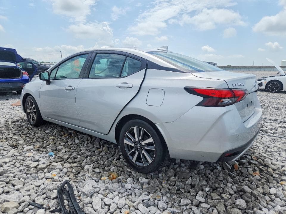 2021 NISSAN VERSA SV 2