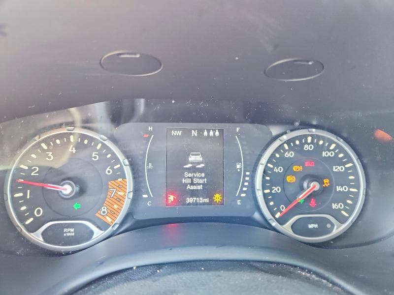 2019 JEEP RENEGADE LATITUDE 9