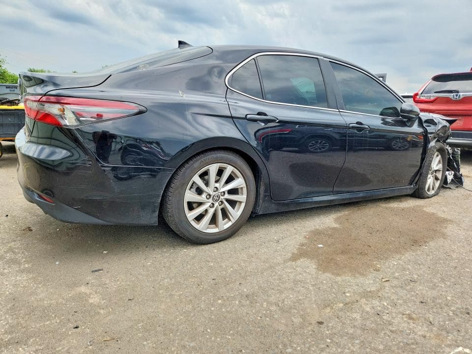 2023 TOYOTA CAMRY LE 3
