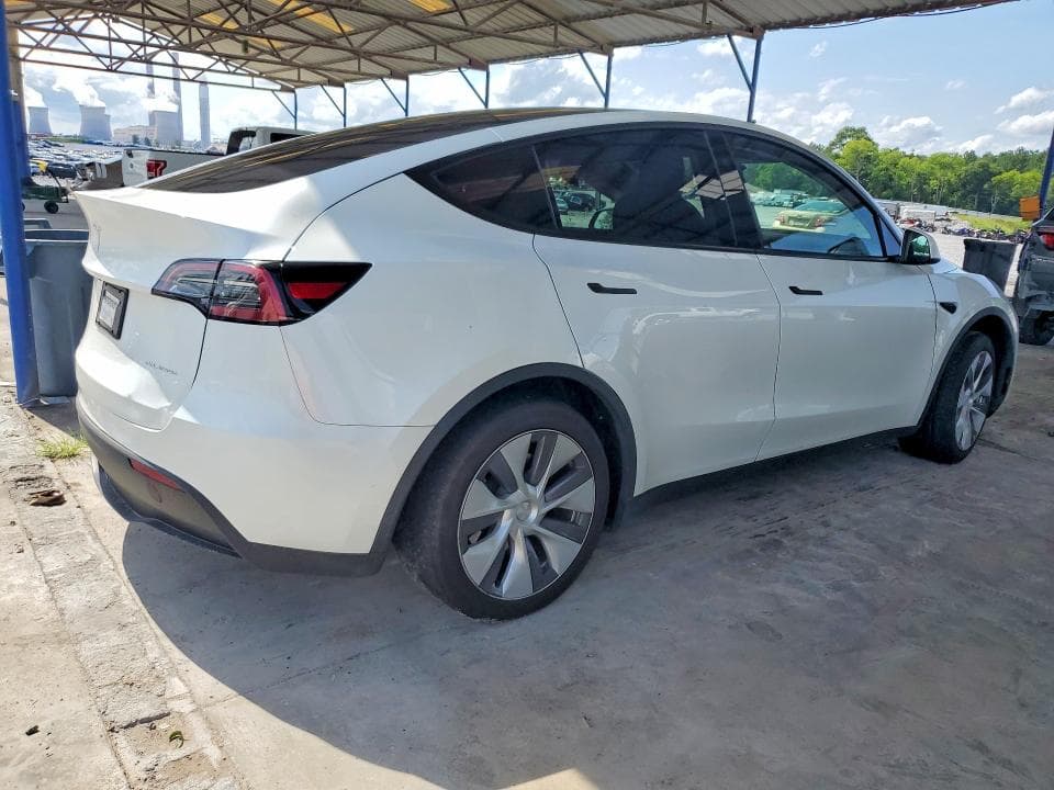 2023 TESLA MODEL Y 3