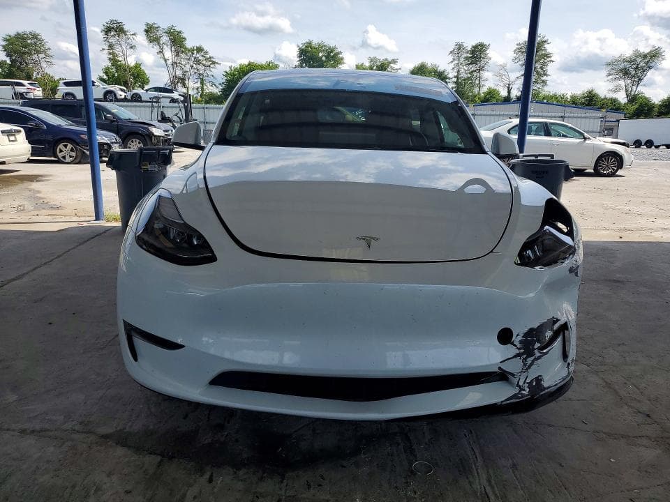 2023 TESLA MODEL Y 5