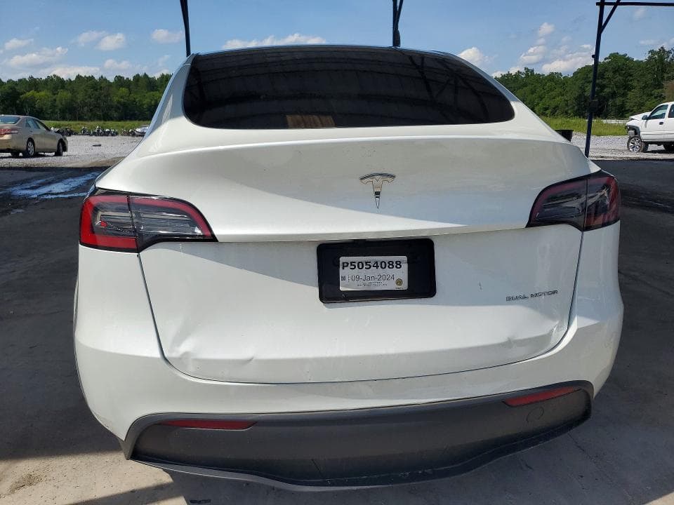 2023 TESLA MODEL Y 6