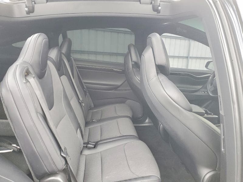 2018 TESLA MODEL X 23