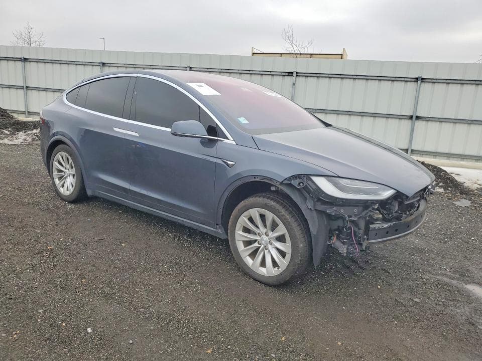 2018 TESLA MODEL X 8