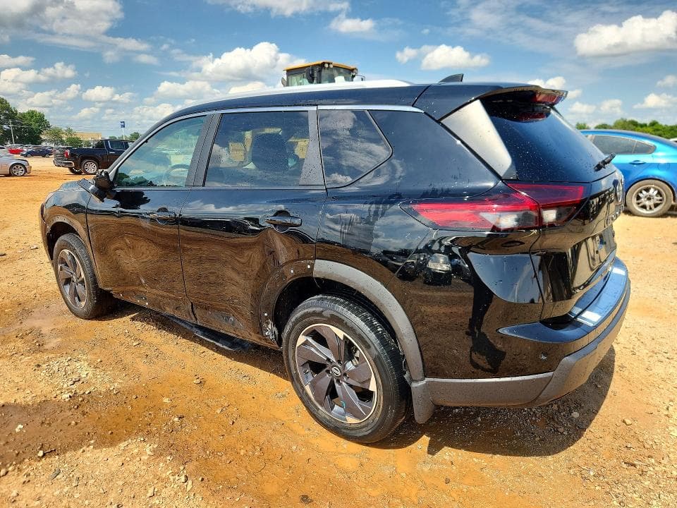 2024 NISSAN ROGUE SV 2