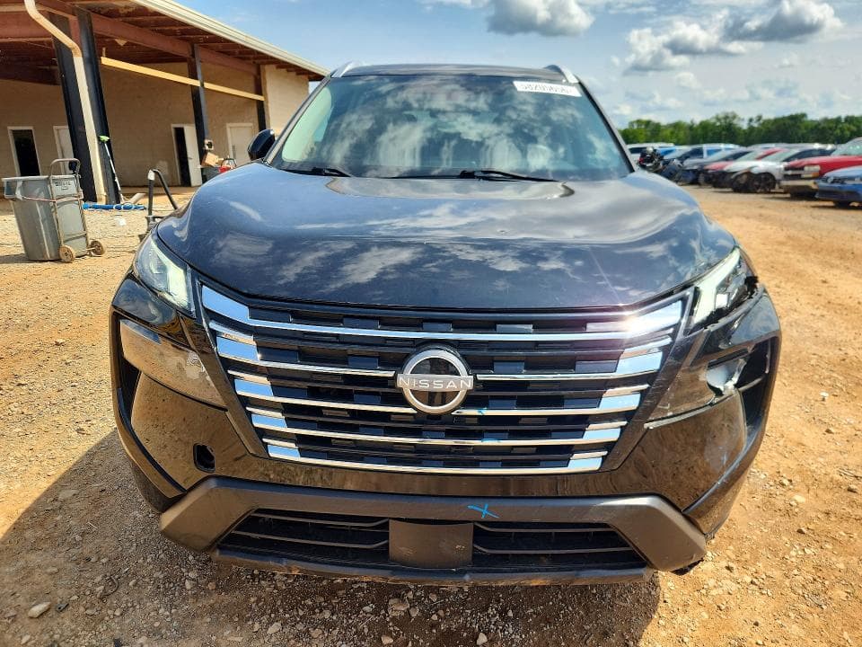2024 NISSAN ROGUE SV 5