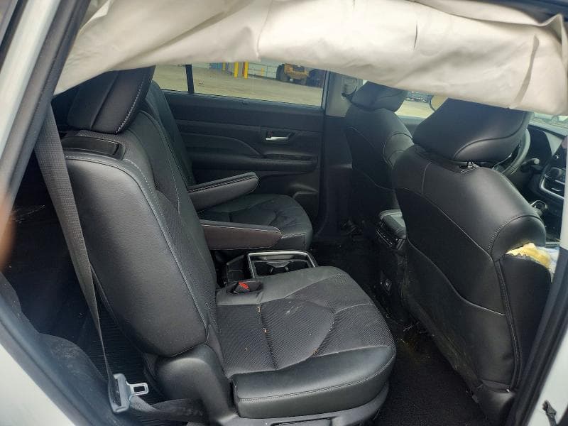 2025 TOYOTA GRAND HIGHLANDER HYBRID LIMITED 11