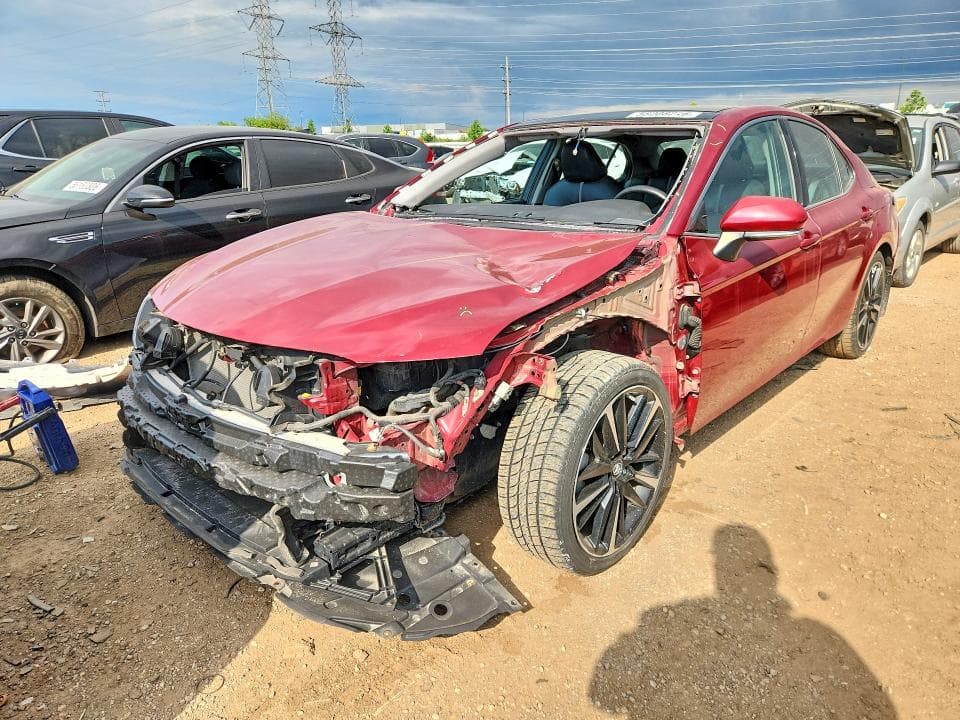 2018 TOYOTA CAMRY XSE - 1