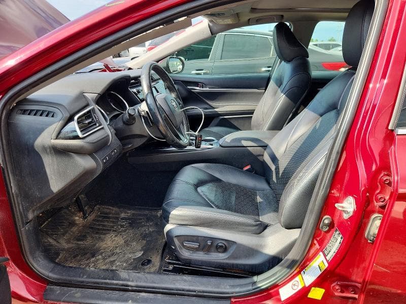 2018 TOYOTA CAMRY XSE 7